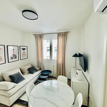 Modern Spot 4 Retreat * Zagreb